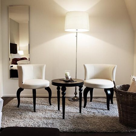 Hotel Schloss Huenigen Konolfingen Ngoại thất bức ảnh