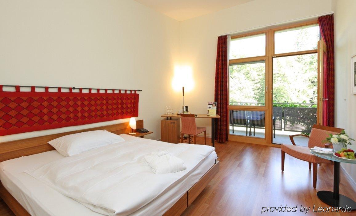 Hotel Schloss Huenigen Konolfingen Phòng bức ảnh